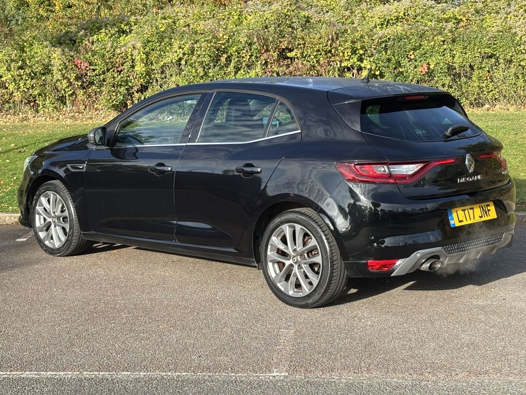 Used Renault Megane 2017 for sale - 76185125: Photo 3
