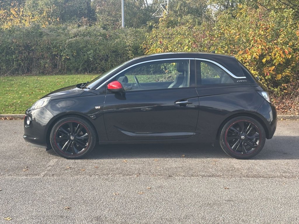Used Vauxhall ADAM 2015 for sale - 76345359: Photo 2
