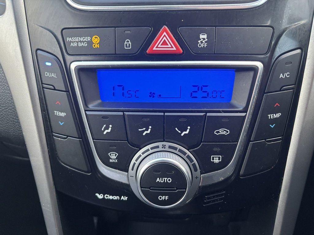 Used Hyundai i30 2013 for sale - 76385812: Photo 14