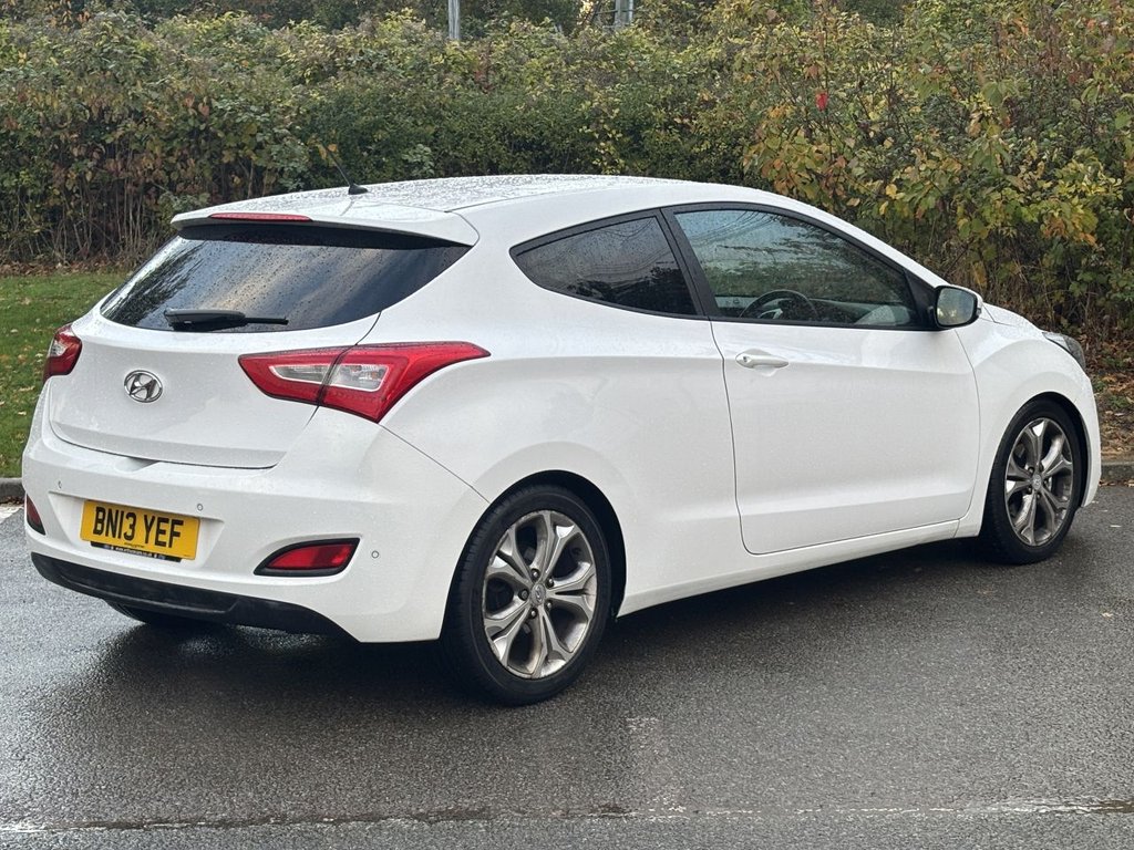 Used Hyundai i30 2013 for sale - 76385812: Photo 5