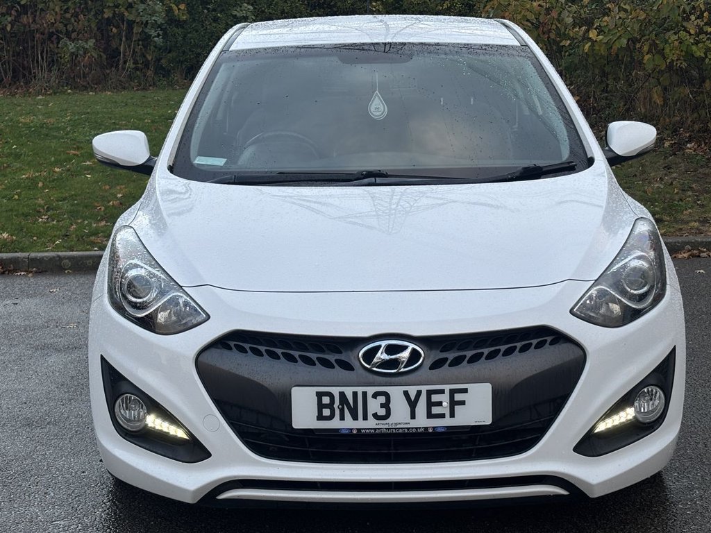 Used Hyundai i30 2013 for sale - 76385812: Photo 8