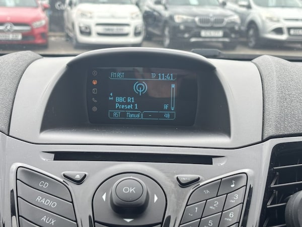 Used Ford Fiesta 2014 for sale - 76223456: Photo 18