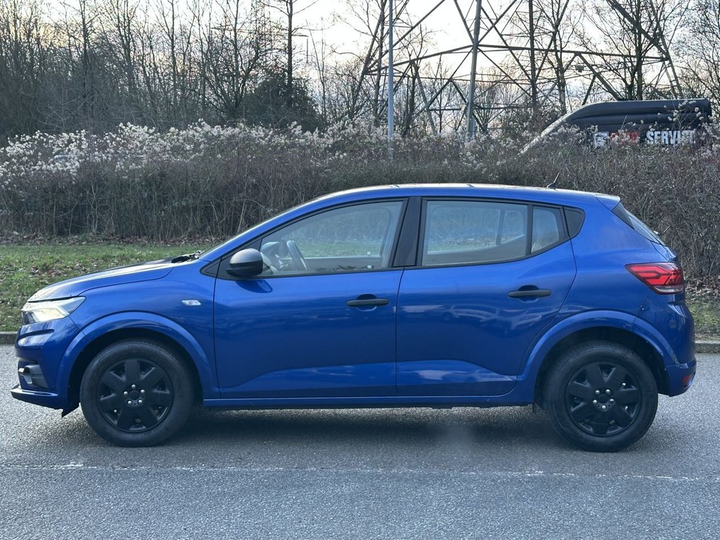 Used Dacia Sandero 2023 for sale - 77520849: Photo 2