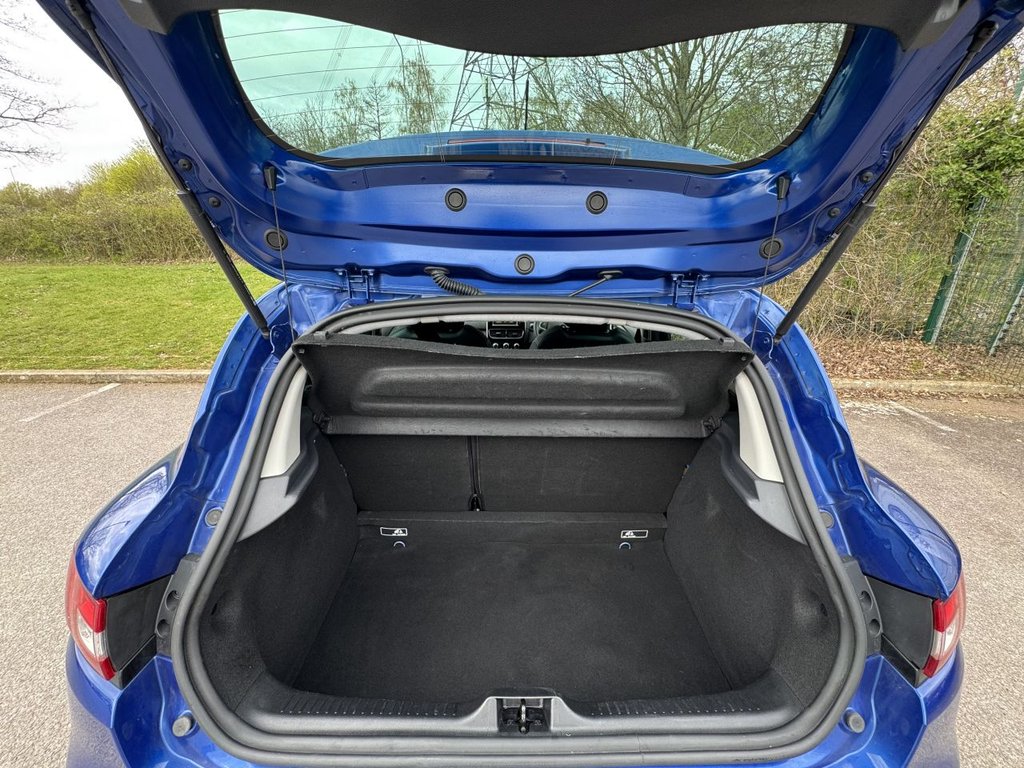 Used Renault Clio 2019 for sale - 78096558: Photo 11