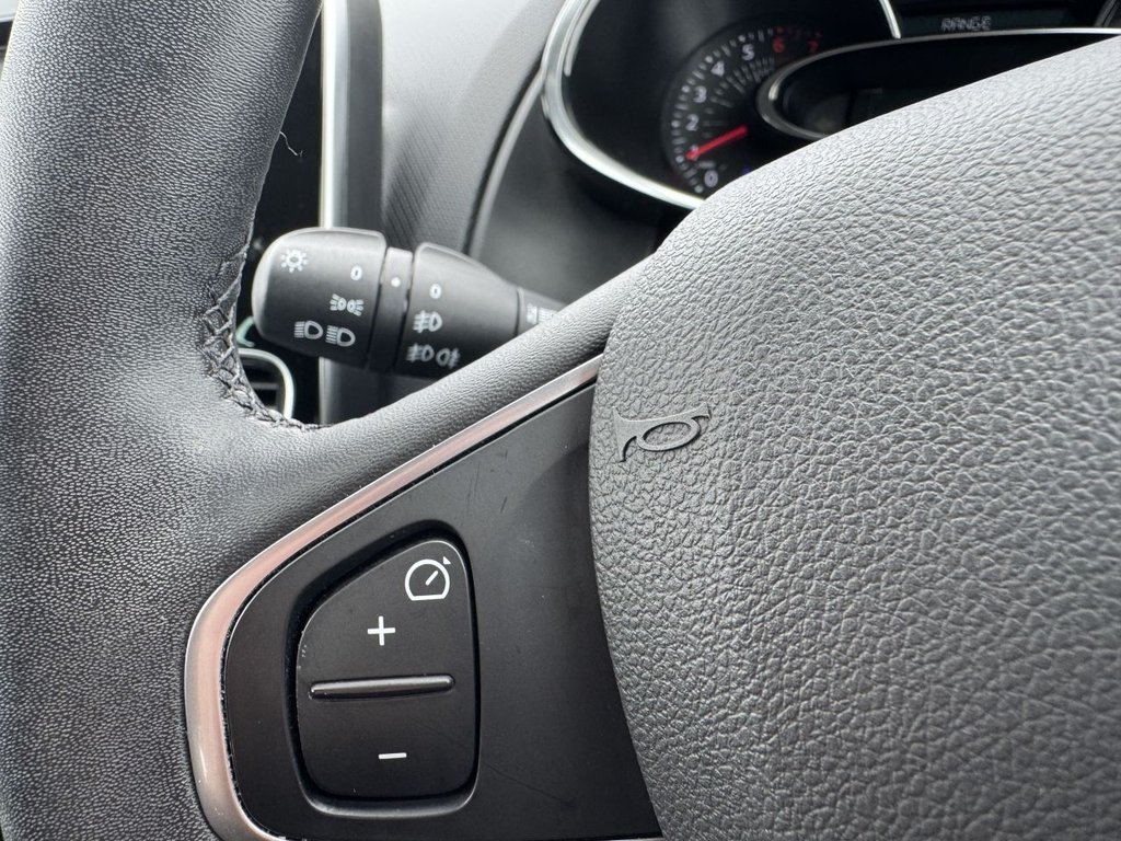 Used Renault Clio 2019 for sale - 78096558: Photo 12
