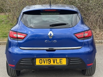 Used Renault Clio 2019 for sale - 78096558: Photo
