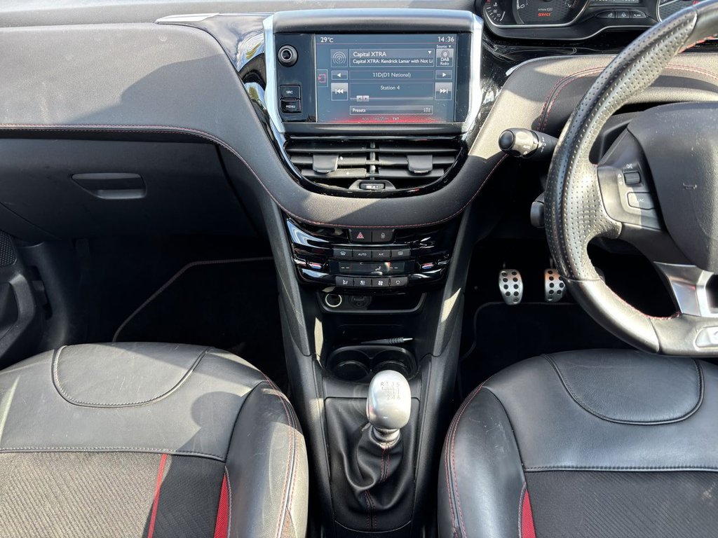 Used Peugeot 208 2016 for sale - 76118486: Photo 12
