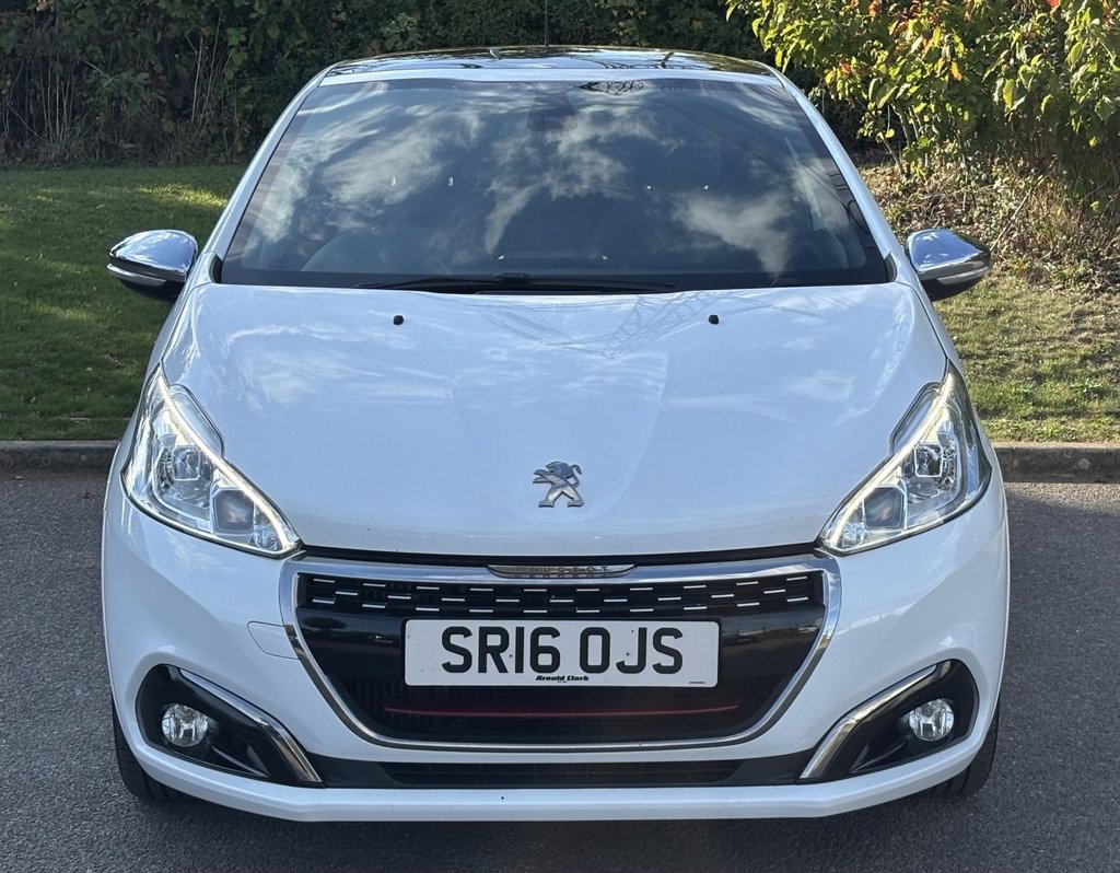 Used Peugeot 208 2016 for sale - 76118486: Photo 8