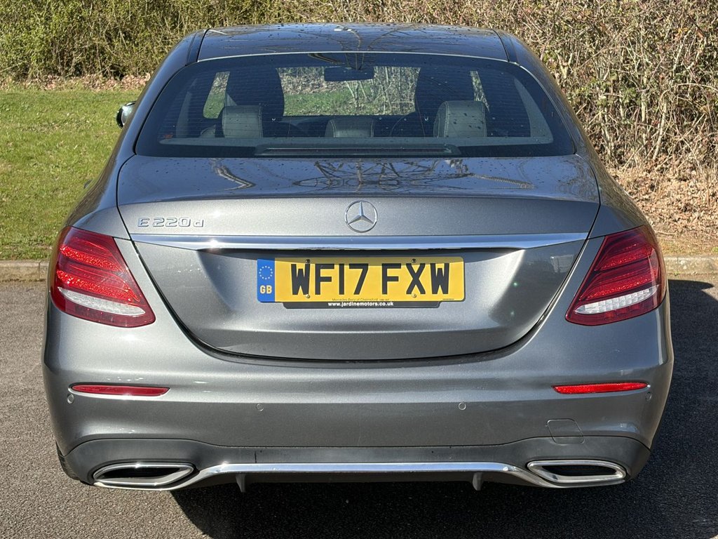 Used Mercedes-Benz E Class 2017 for sale - 78030157: Photo 4