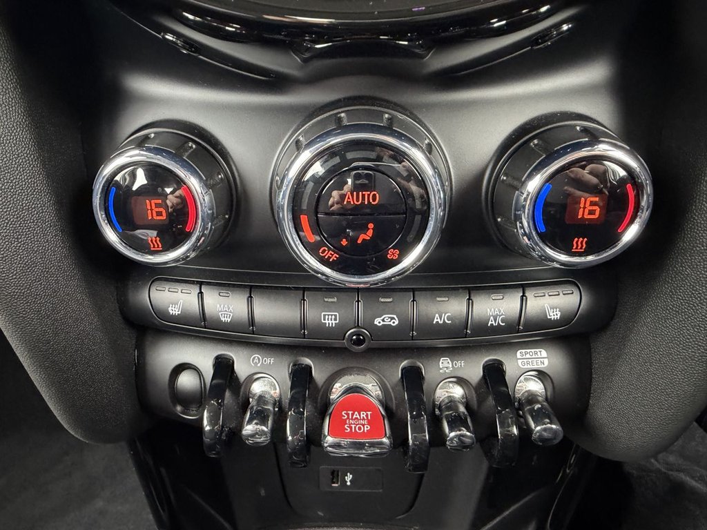 Used MINI Hatch 2022 for sale - 77849700: Photo 17