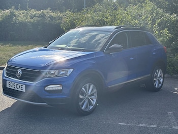 Used Volkswagen T-Roc 2019 for sale - 75528007: Photo