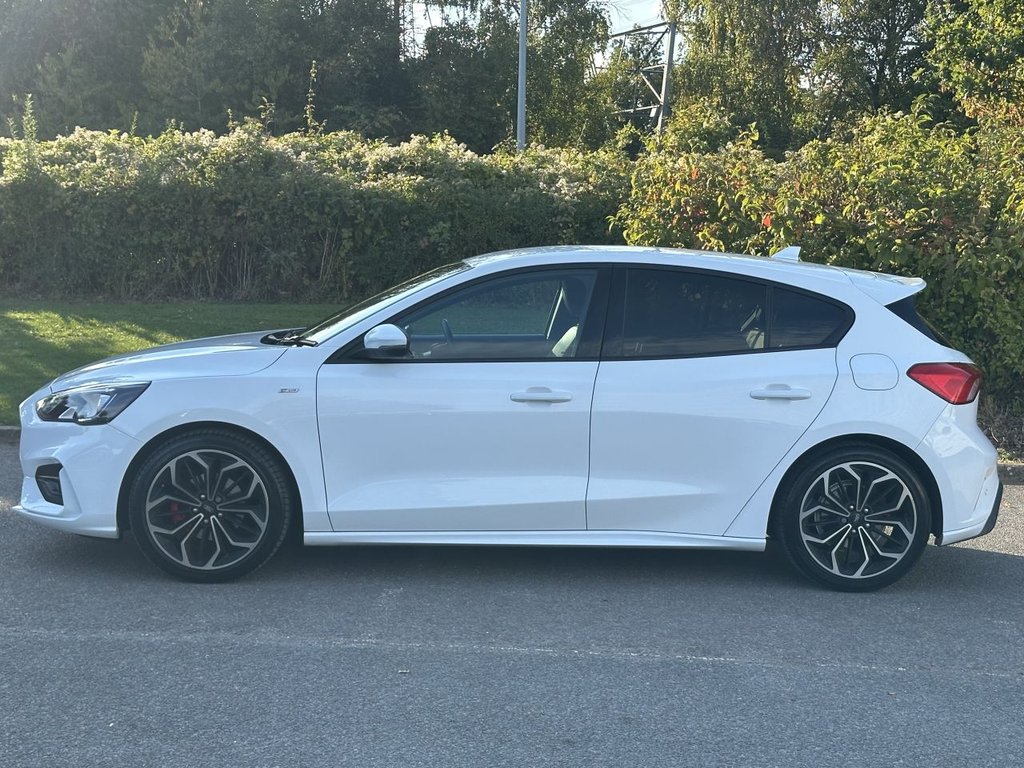 Used Ford Focus 2019 for sale - 76118536: Photo 2