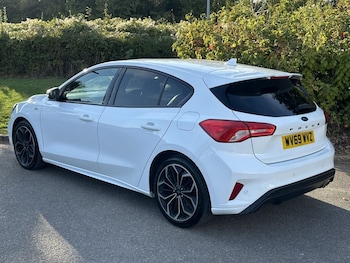 Used Ford Focus 2019 for sale - 76118536: Photo 3