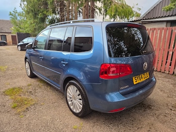 Used Volkswagen Touran 2015 for sale - 79302514: Photo
