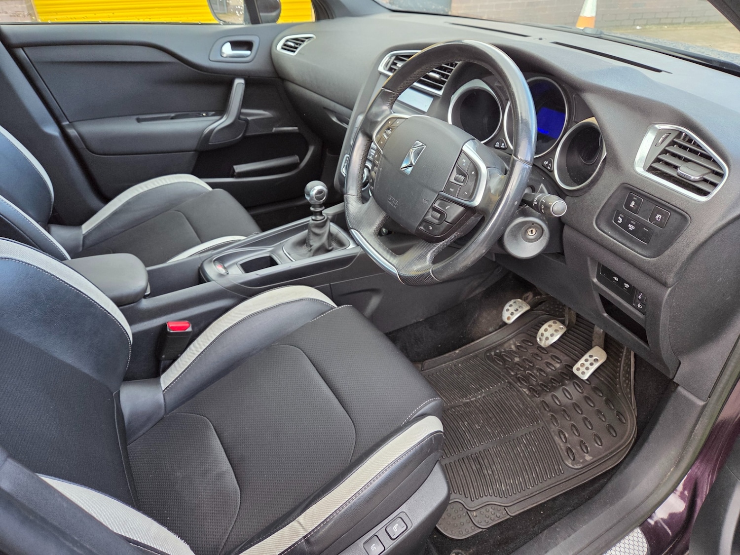 Used Citroen DS4 2014 for sale - 77981711: Photo 4