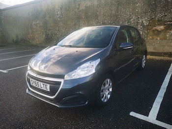 Used Peugeot 208 2015 for sale - 76666245: Photo