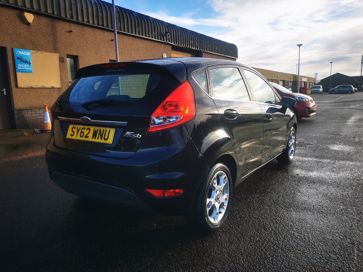 Used Ford Fiesta 2012 for sale - 76854718: Photo 3
