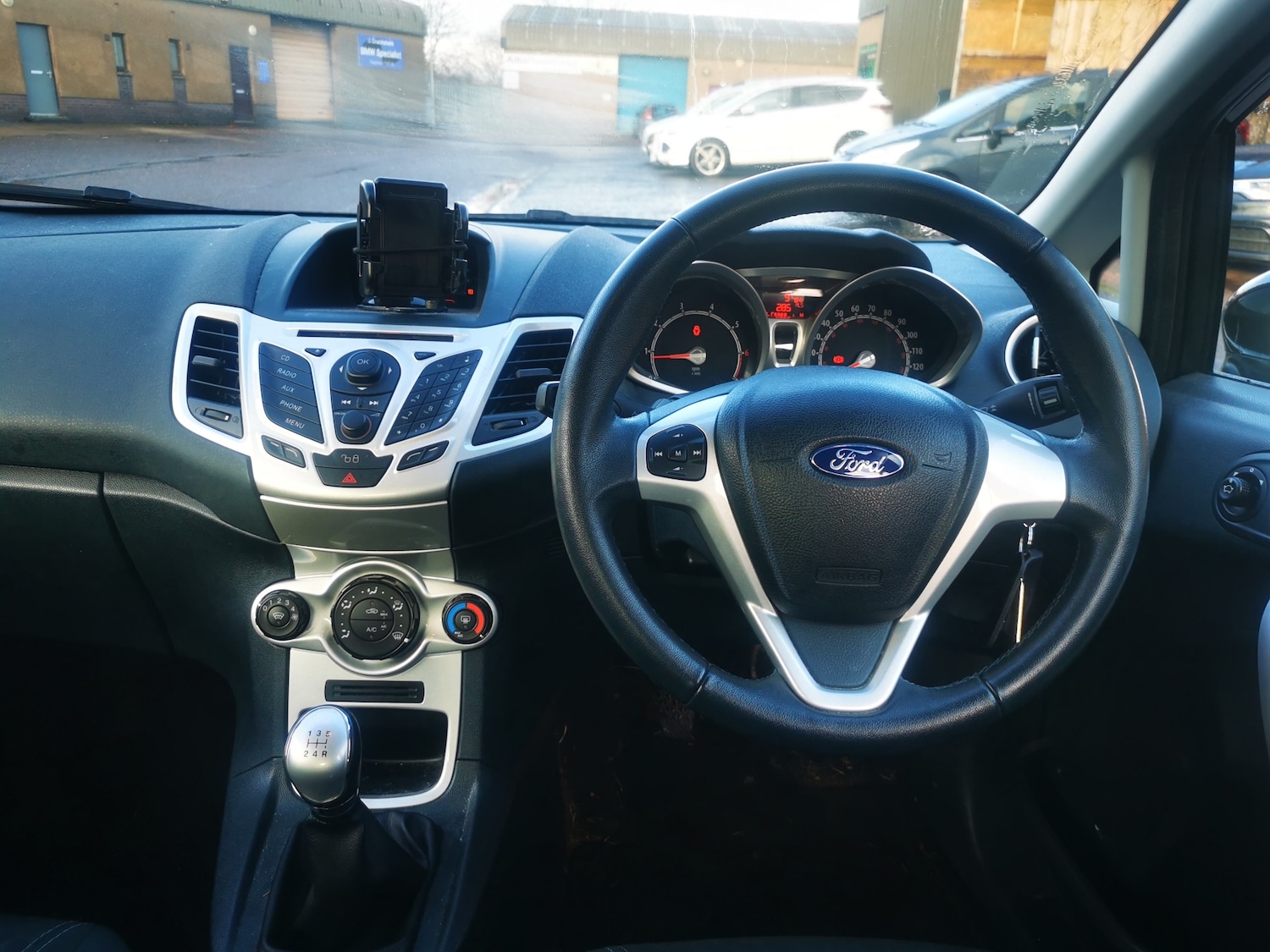 Used Ford Fiesta 2012 for sale - 76854718: Photo 5