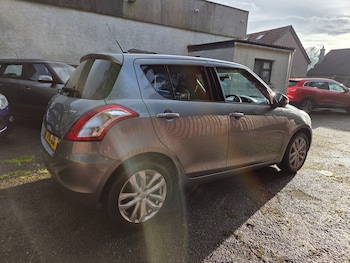 Used Suzuki Swift 2016 for sale - 79121126: Photo