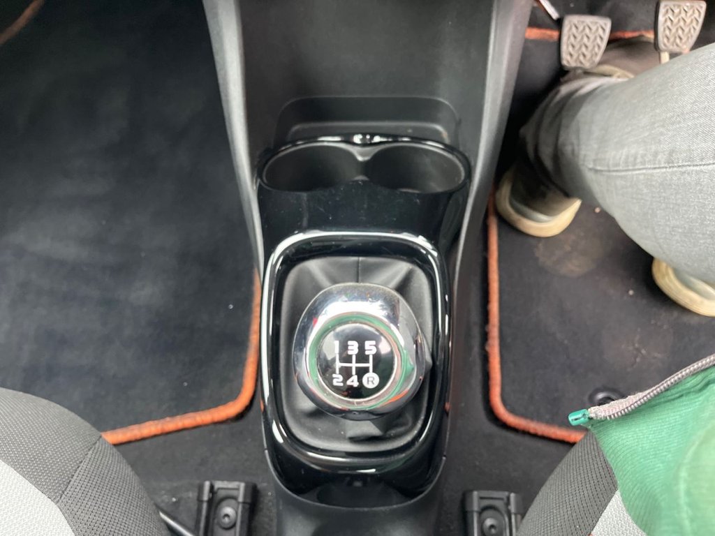 Used Toyota AYGO 2014 for sale - 77525894: Photo 14