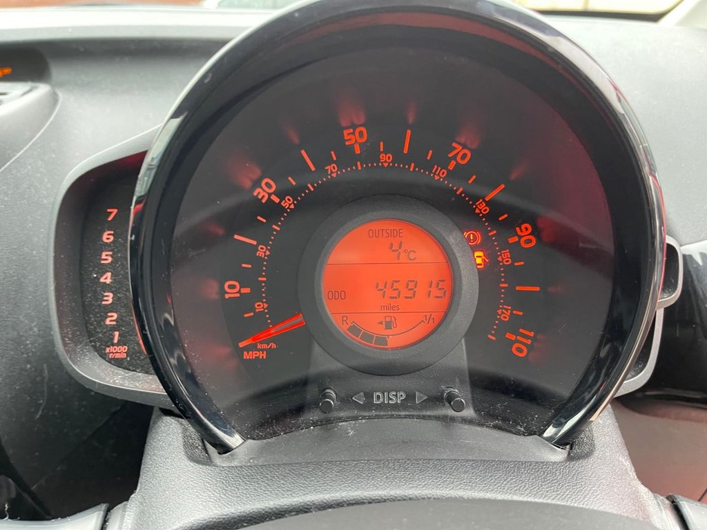 Used Toyota AYGO 2014 for sale - 77525894: Photo 23