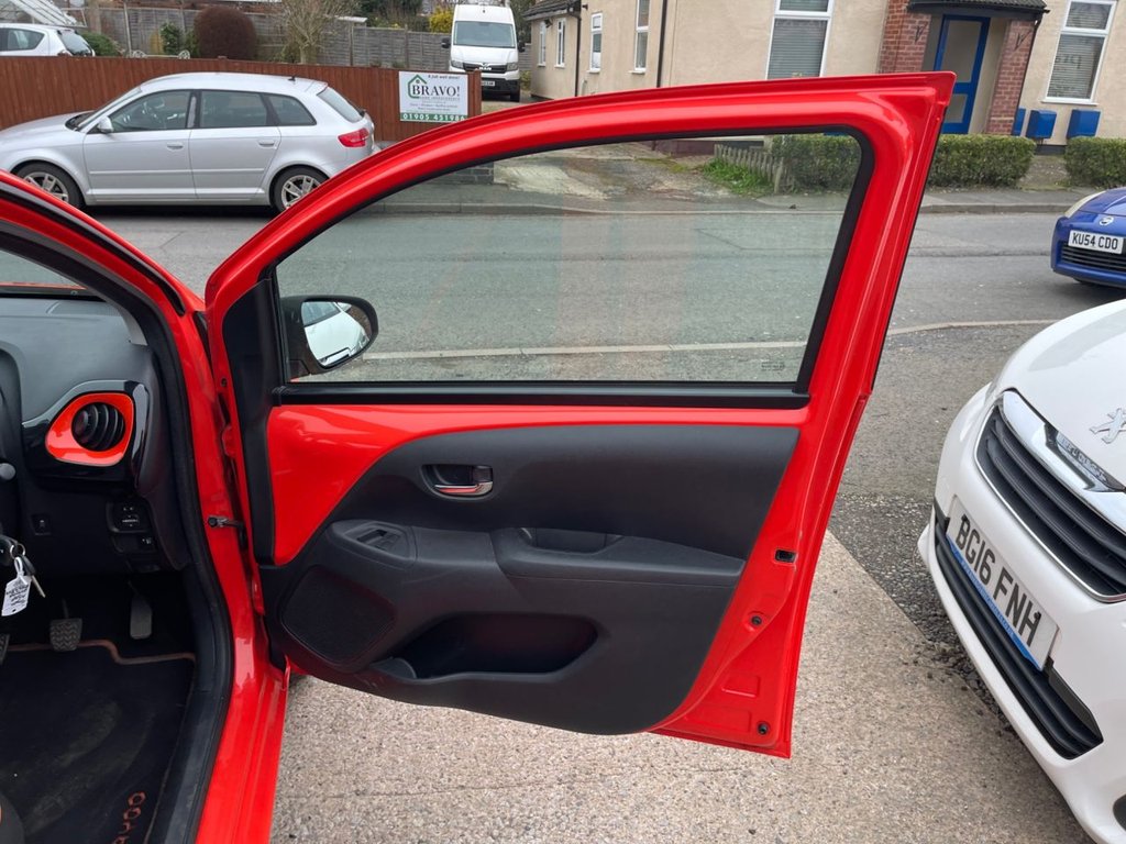 Used Toyota AYGO 2014 for sale - 77525894: Photo 27