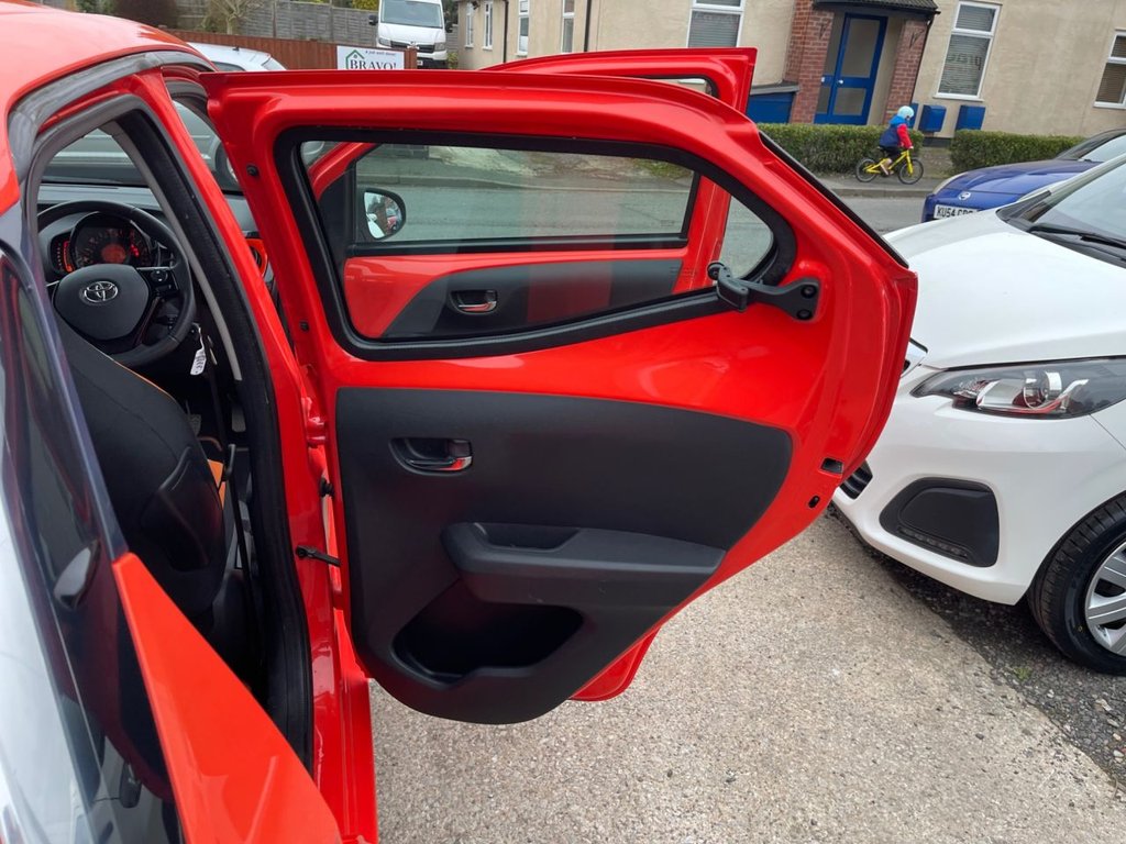 Used Toyota AYGO 2014 for sale - 77525894: Photo 29