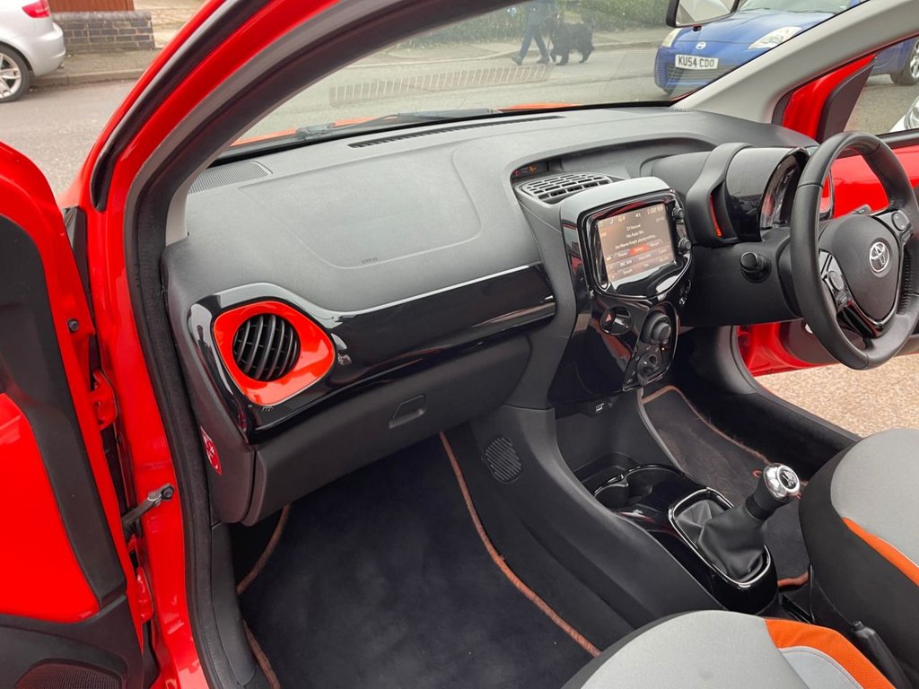 Used Toyota AYGO 2014 for sale - 77525894: Photo 32