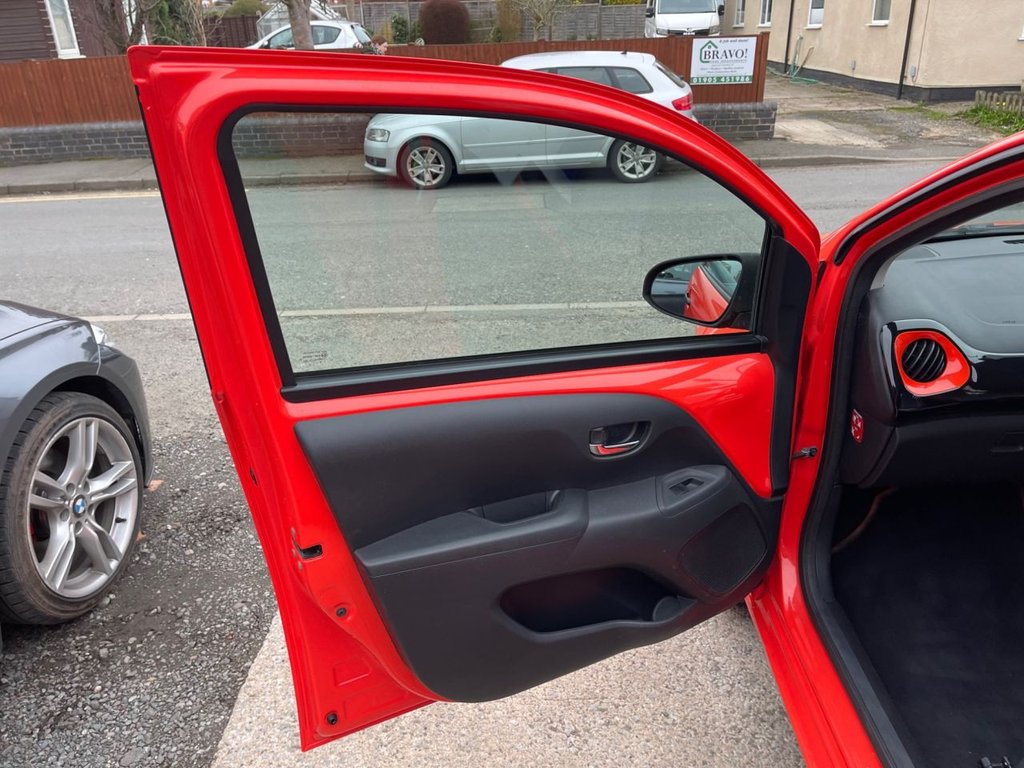 Used Toyota AYGO 2014 for sale - 77525894: Photo 33