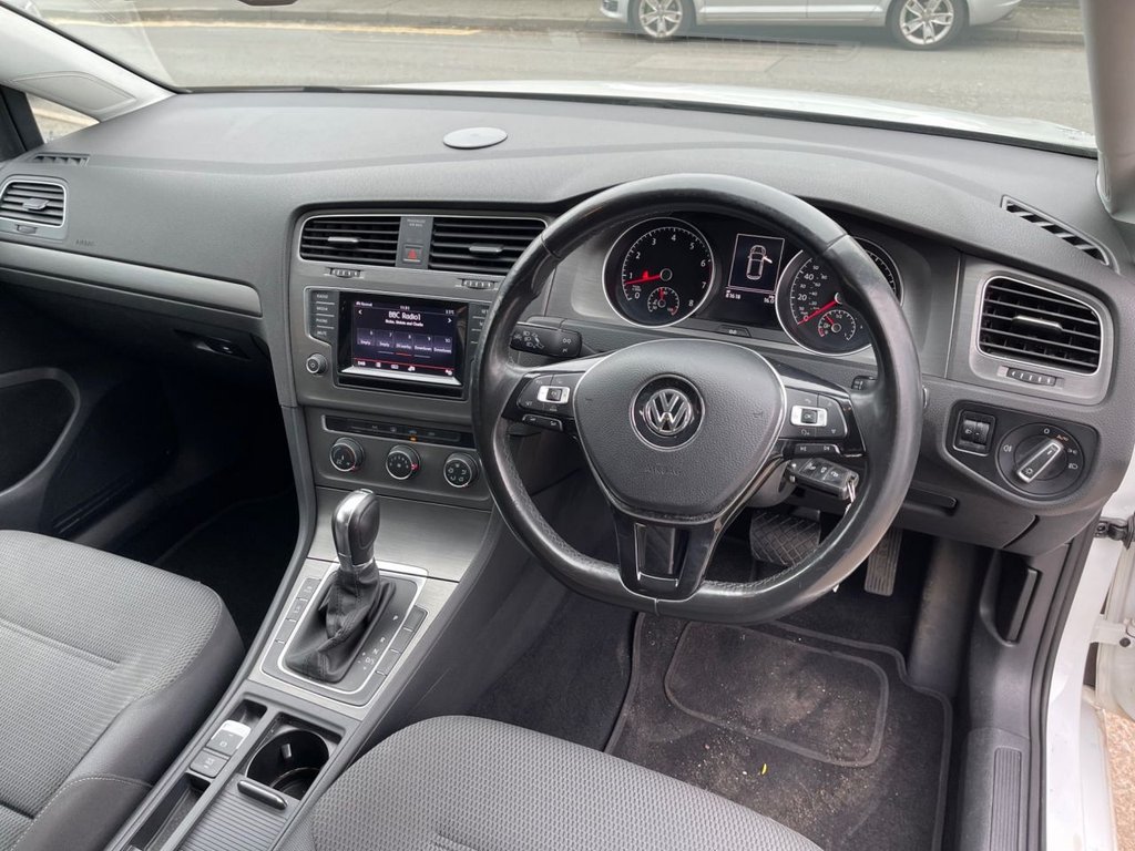 Used Volkswagen Golf 2013 for sale - 77600108: Photo 24