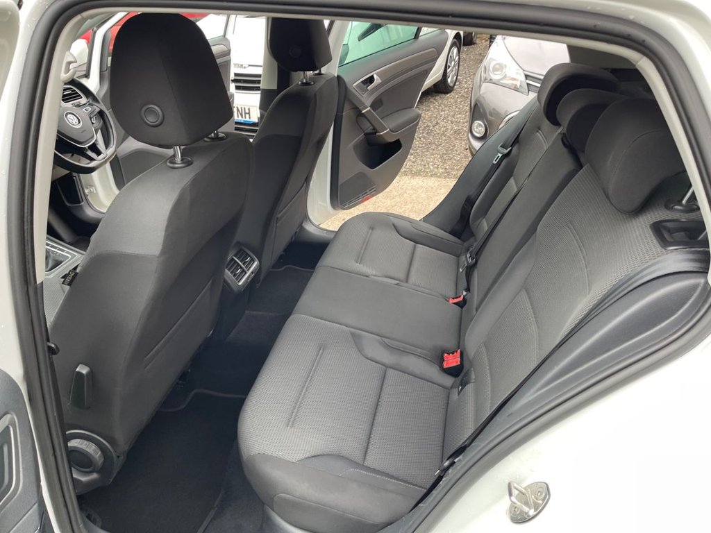 Used Volkswagen Golf 2013 for sale - 77600108: Photo 33