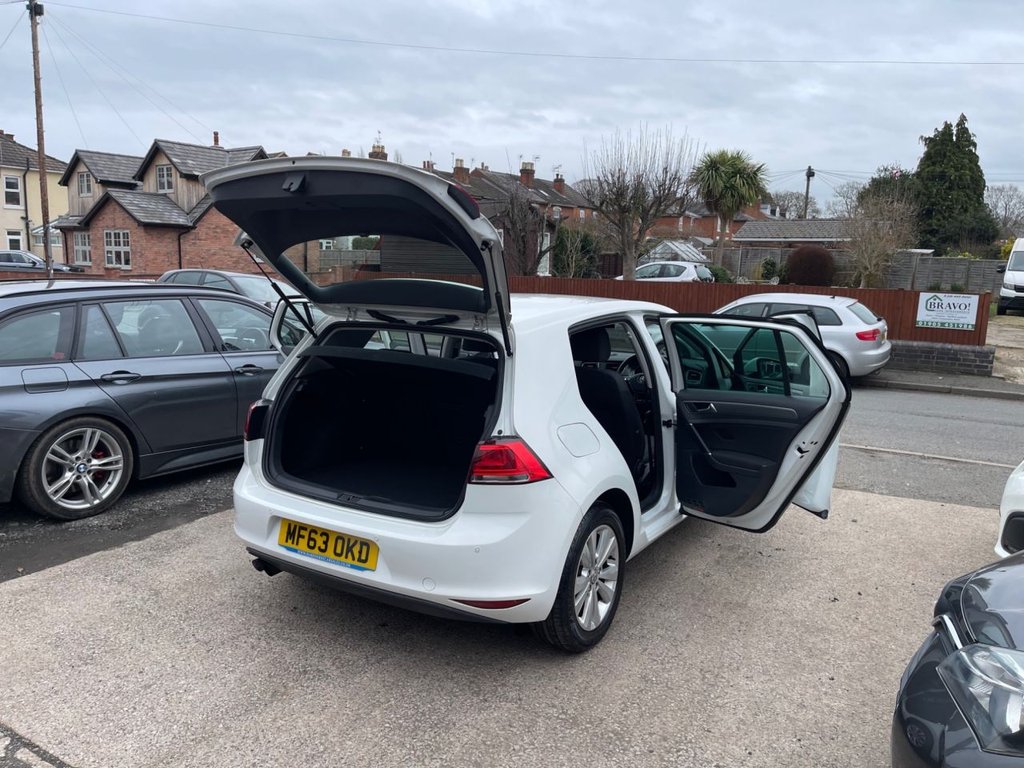 Used Volkswagen Golf 2013 for sale - 77600108: Photo 39