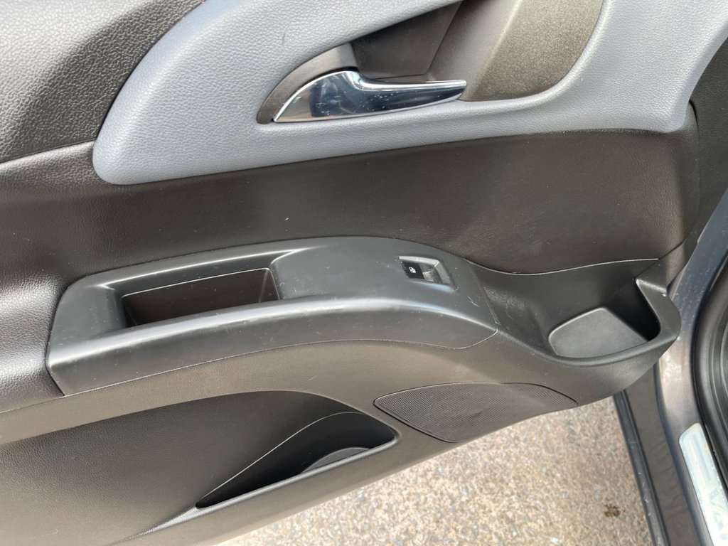 Used Vauxhall Meriva 2013 for sale - 77891139: Photo 32