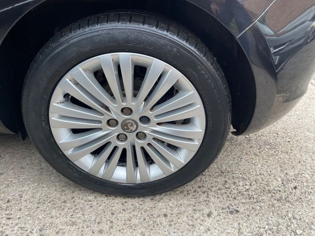 Used Vauxhall Astra 2011 for sale - 76768056: Photo 29