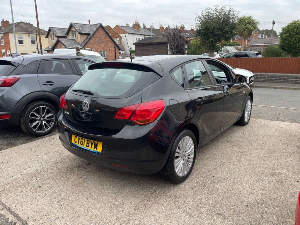 Used Vauxhall Astra 2011 for sale - 76768056: Photo 31