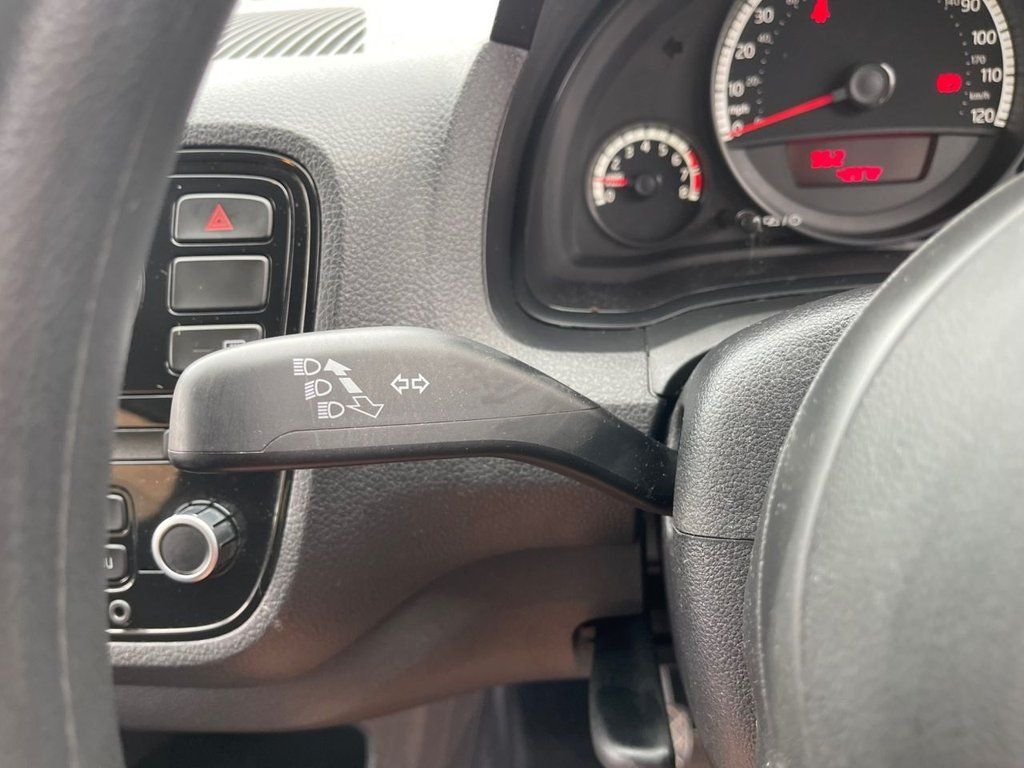 Used Volkswagen up! 2013 for sale - 76711015: Photo 12