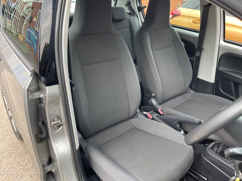 Used Volkswagen up! 2013 for sale - 76711015: Photo 19