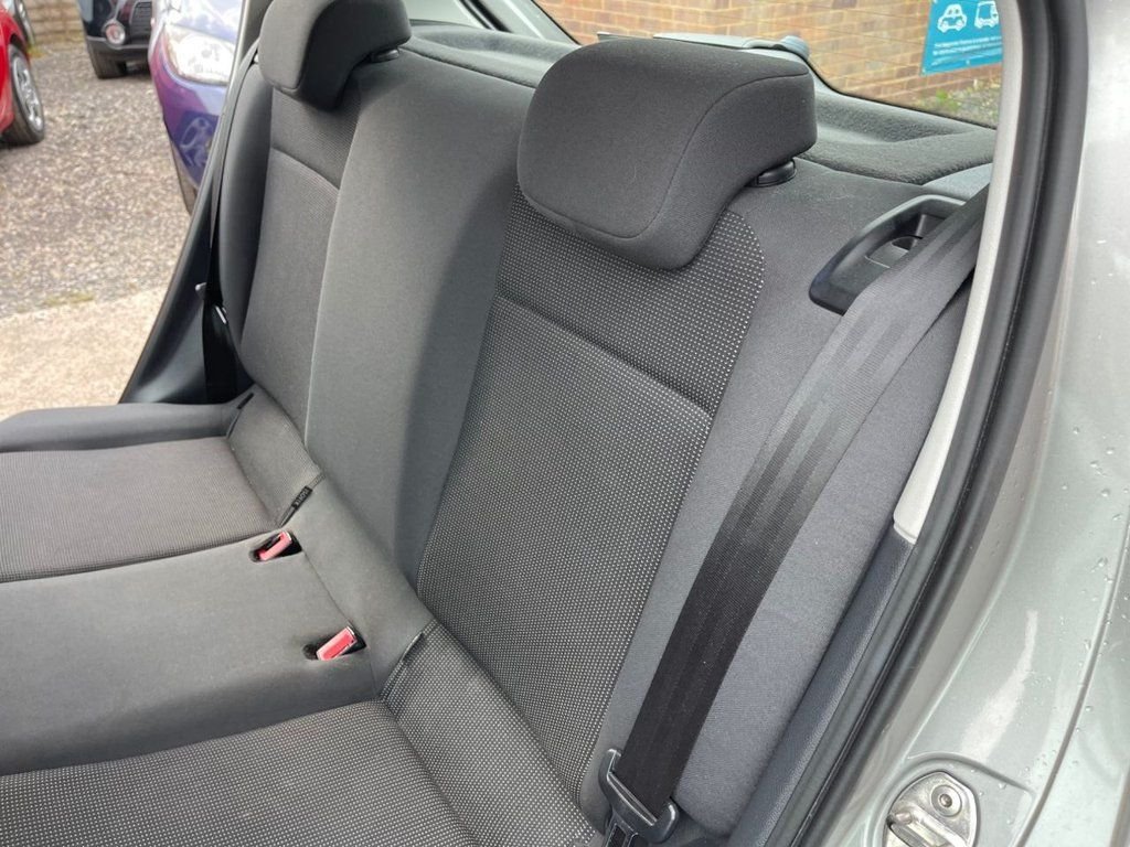 Used Volkswagen up! 2013 for sale - 76711015: Photo 24