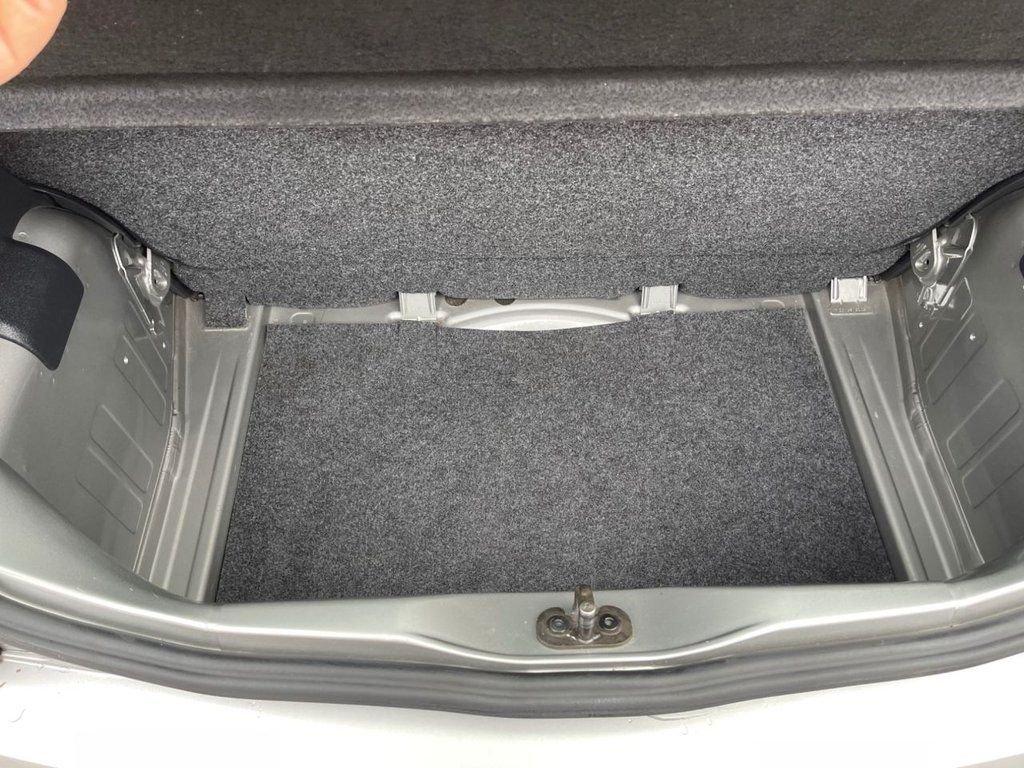 Used Volkswagen up! 2013 for sale - 76711015: Photo 27