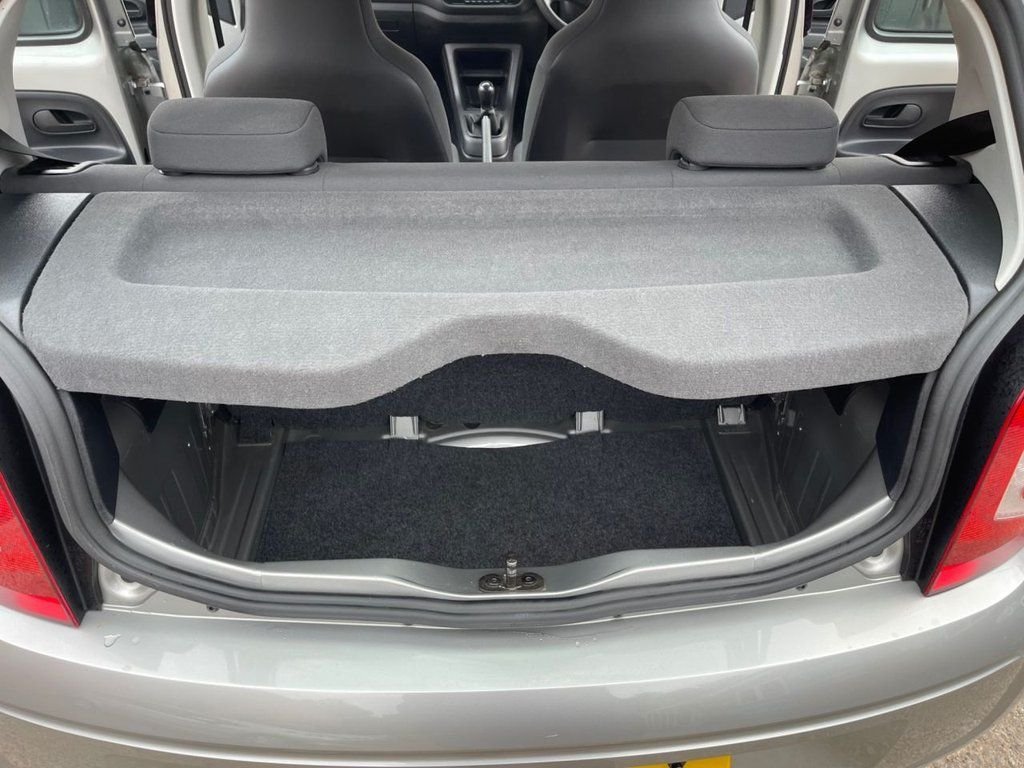 Used Volkswagen up! 2013 for sale - 76711015: Photo 29