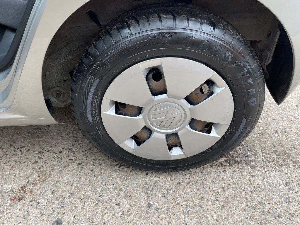 Used Volkswagen up! 2013 for sale - 76711015: Photo 30