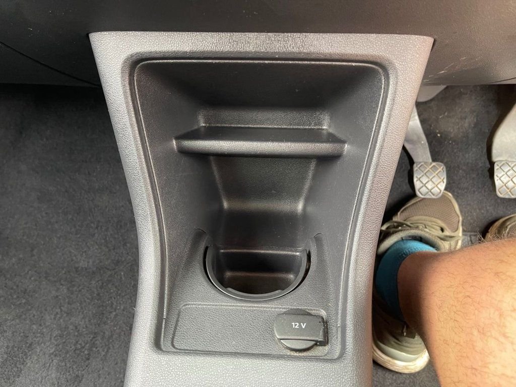 Used Volkswagen up! 2013 for sale - 76711015: Photo 8