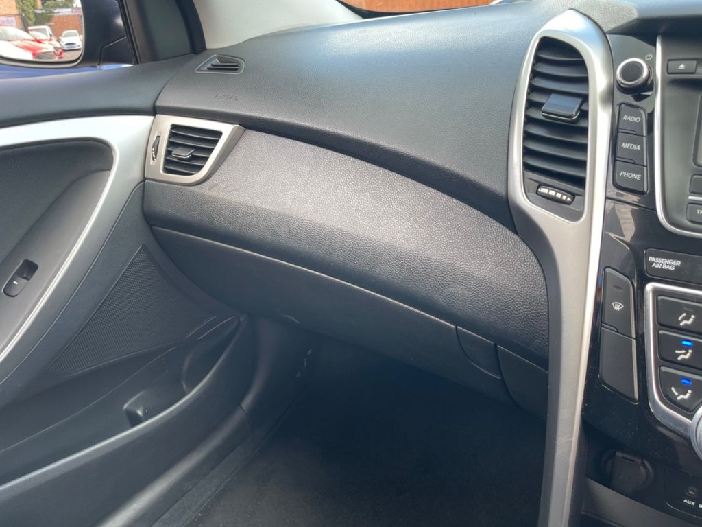 Used Hyundai i30 2013 for sale - 78056086: Photo 9