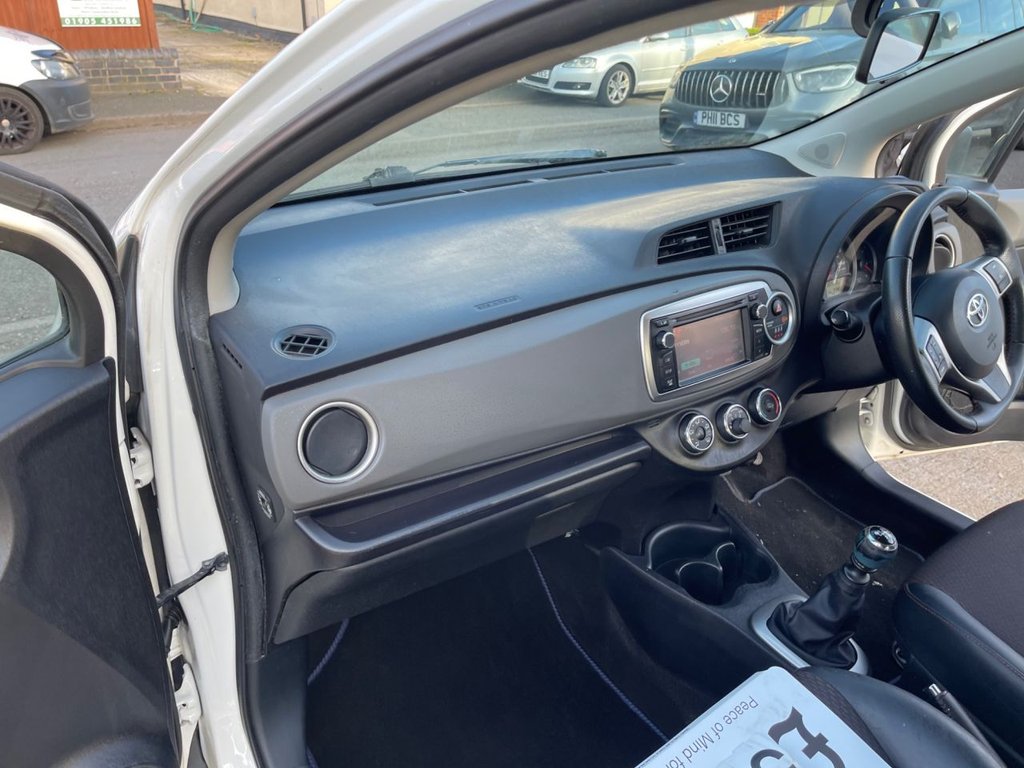 Used Toyota Yaris 2012 for sale - 77667236: Photo 26