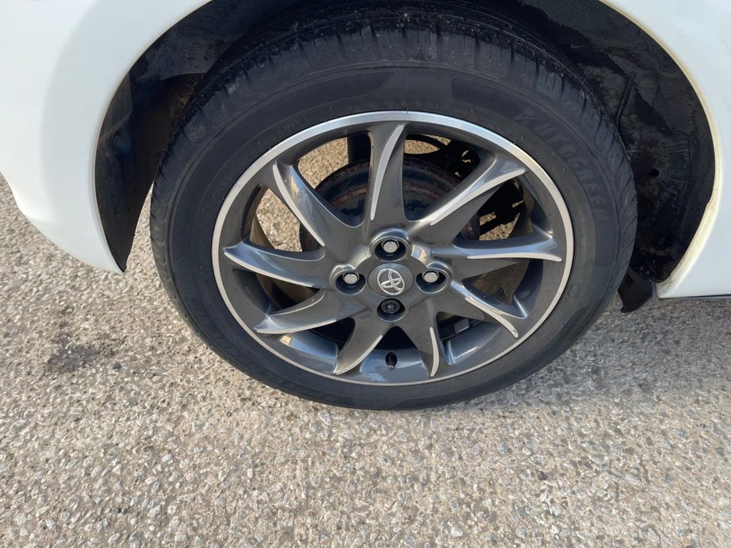 Used Toyota Yaris 2012 for sale - 77667236: Photo 29