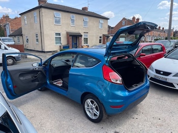 Used Ford Fiesta 2012 for sale - 79300388: Photo