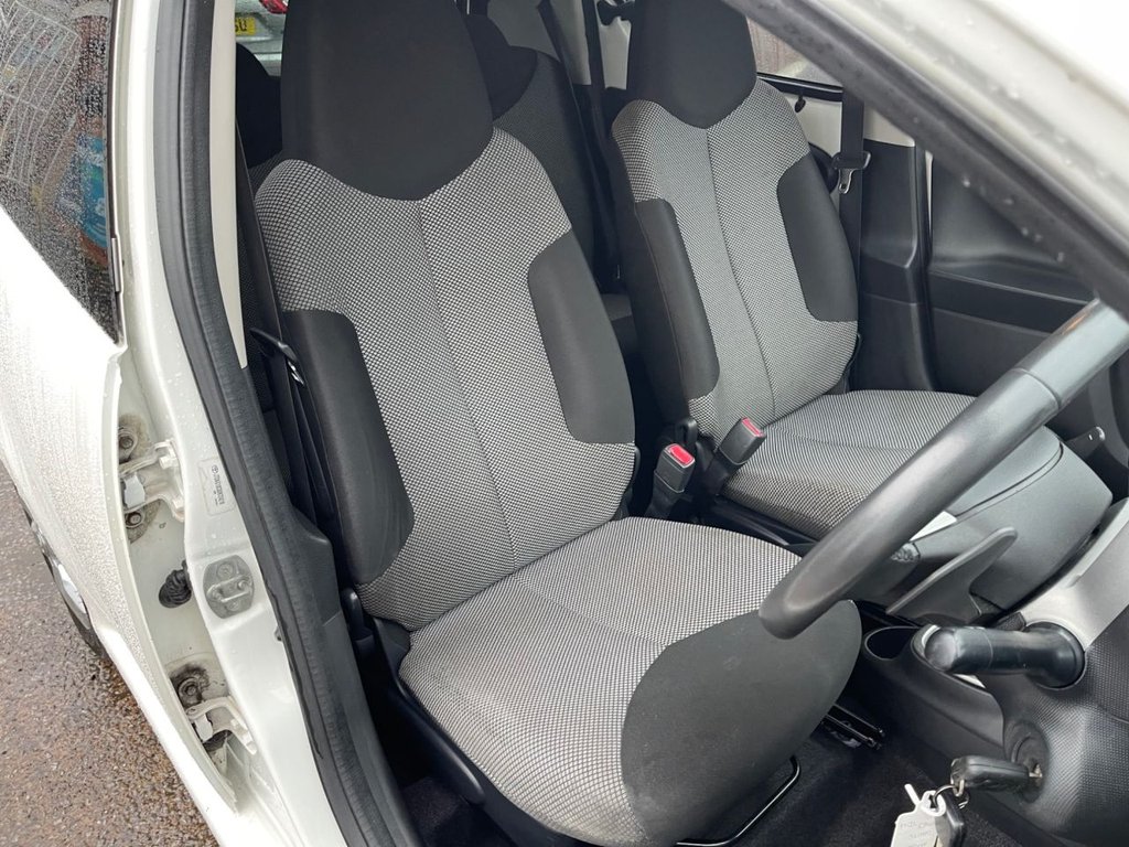 Used Toyota AYGO 2013 for sale - 77565390: Photo 18