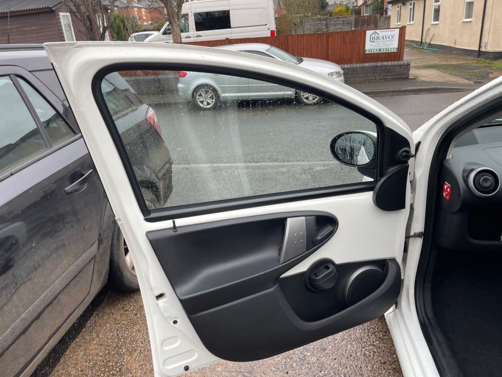 Used Toyota AYGO 2013 for sale - 77565390: Photo 26