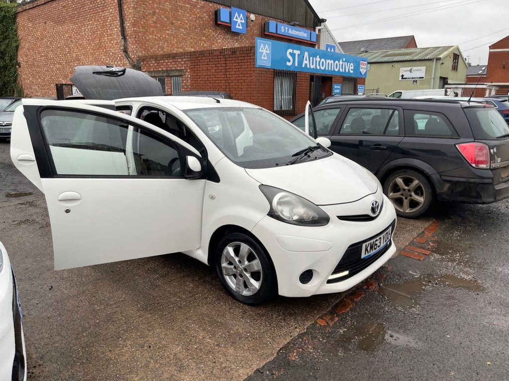 Used Toyota AYGO 2013 for sale - 77565390: Photo 5