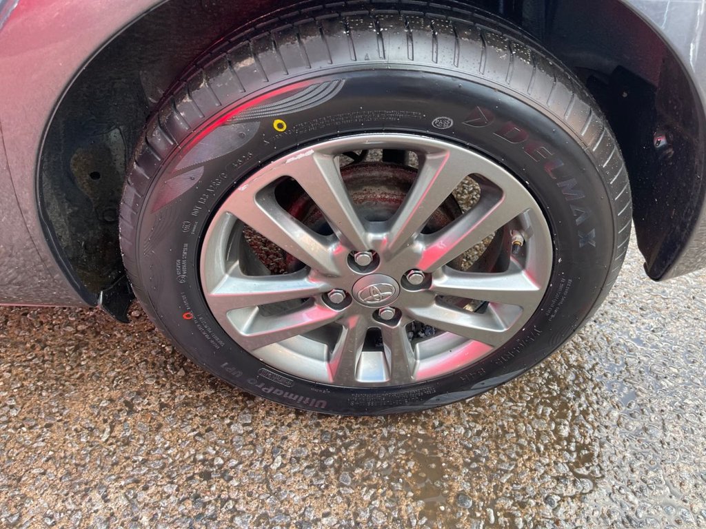 Used Toyota Yaris 2015 for sale - 77558071: Photo 35